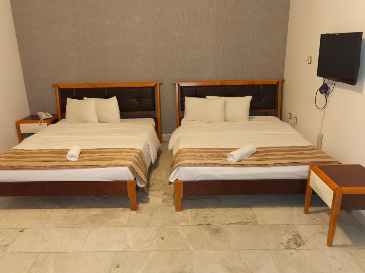 Al Ghubrah Plaza Hotel Маскат Экстерьер фото