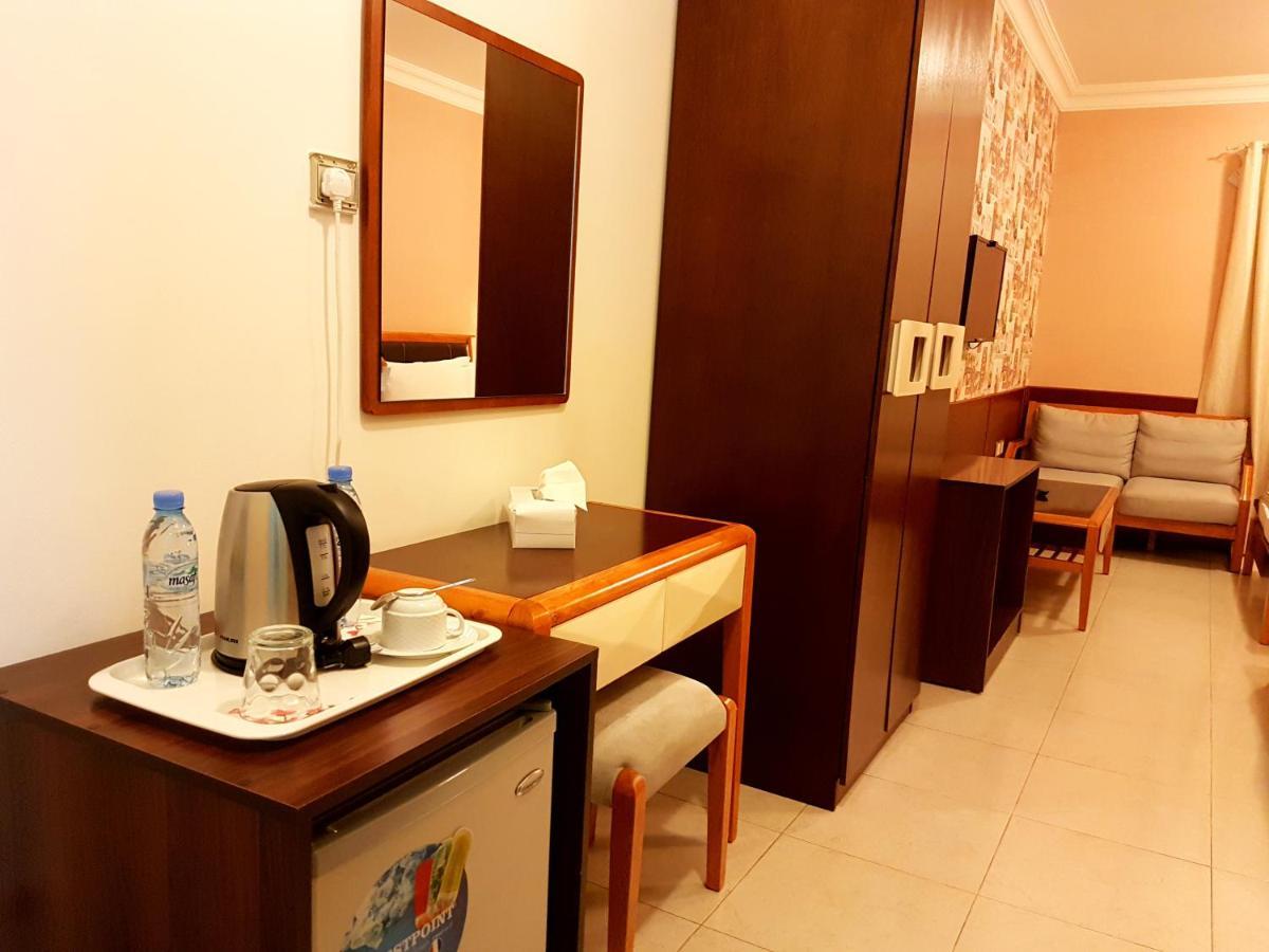 Al Ghubrah Plaza Hotel Маскат Экстерьер фото